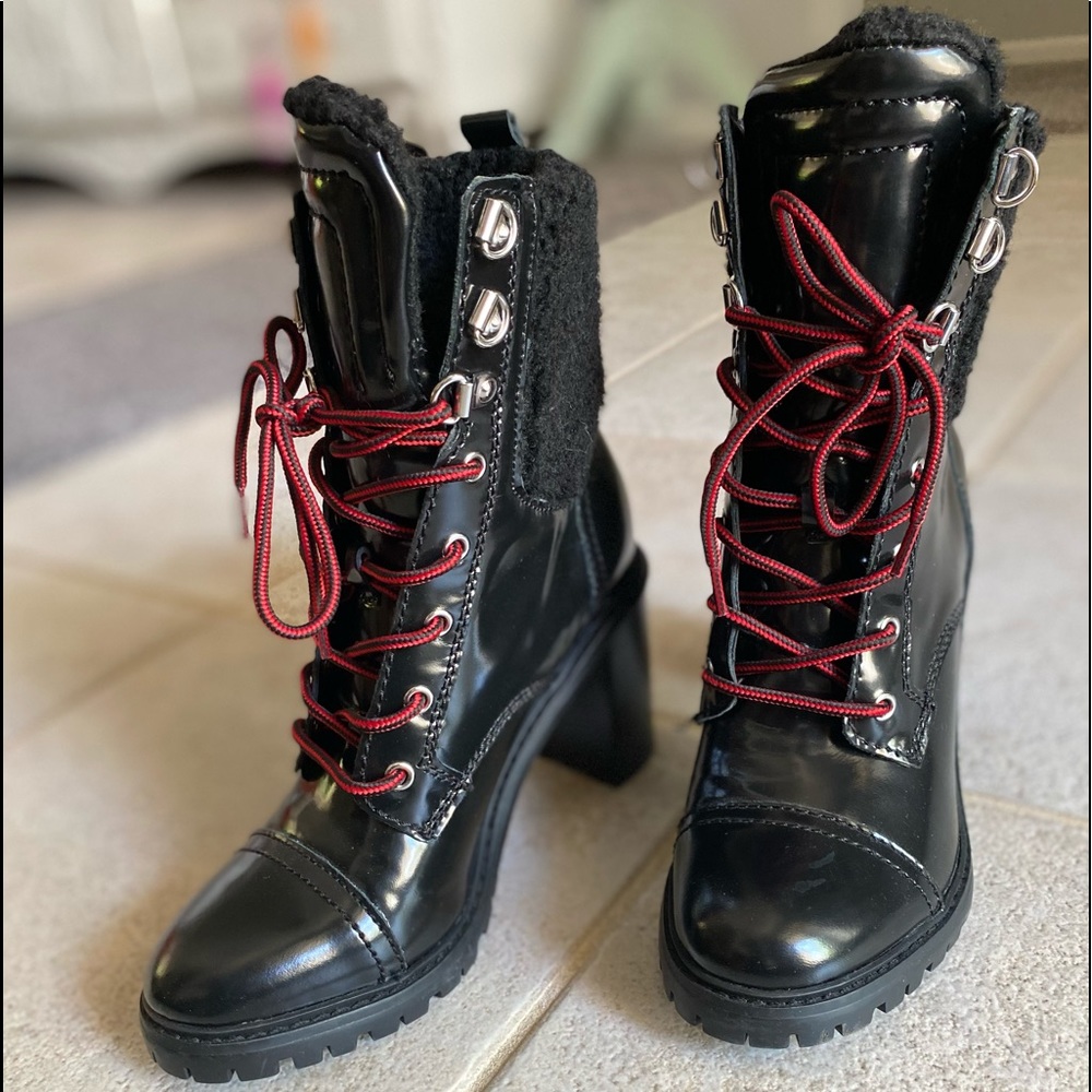 Nine West black boots size 5